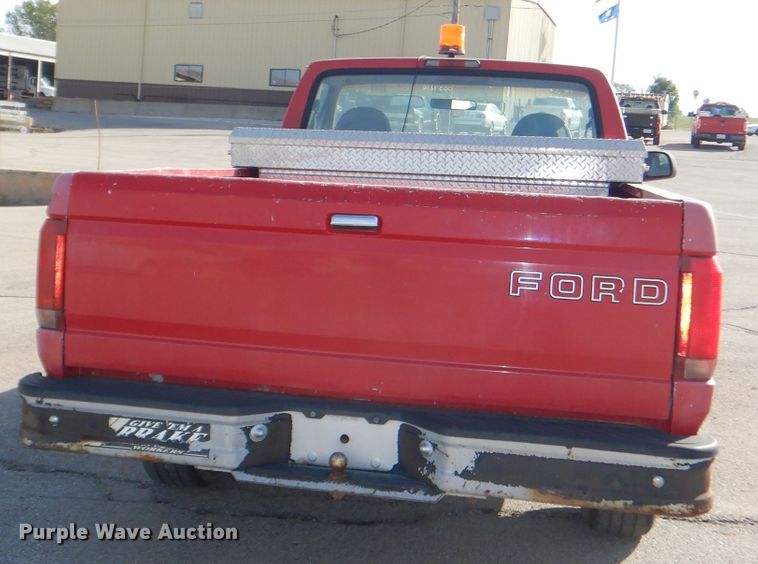 image for item DI2514 1996 Ford F150 pickup truck