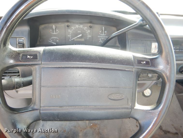 image for item DI2514 1996 Ford F150 pickup truck