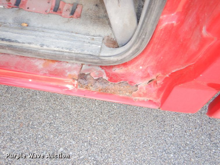 image for item DI2514 1996 Ford F150 pickup truck