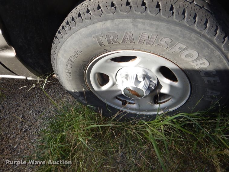 image for item DI2515 2002 Chevrolet Silverado 1500 pickup truck