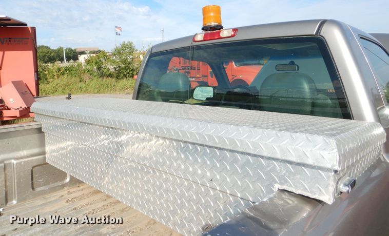 image for item DI2515 2002 Chevrolet Silverado 1500 pickup truck