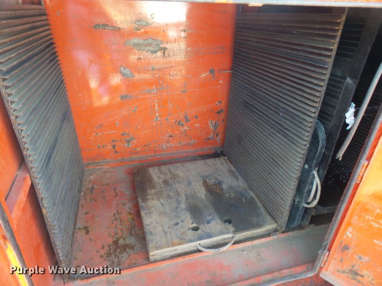 image for item DI2518 2007 Freightliner M2106 sign truck