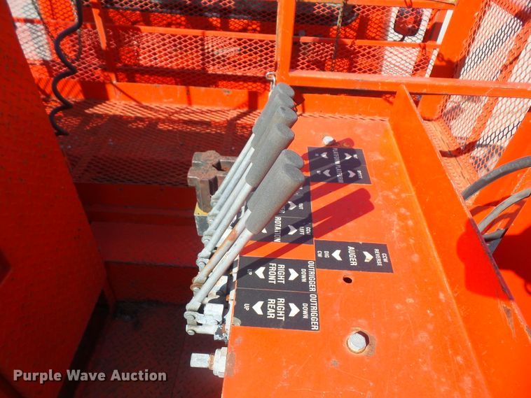 image for item DI2518 2007 Freightliner M2106 sign truck