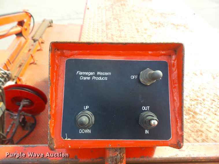 image for item DI2518 2007 Freightliner M2106 sign truck