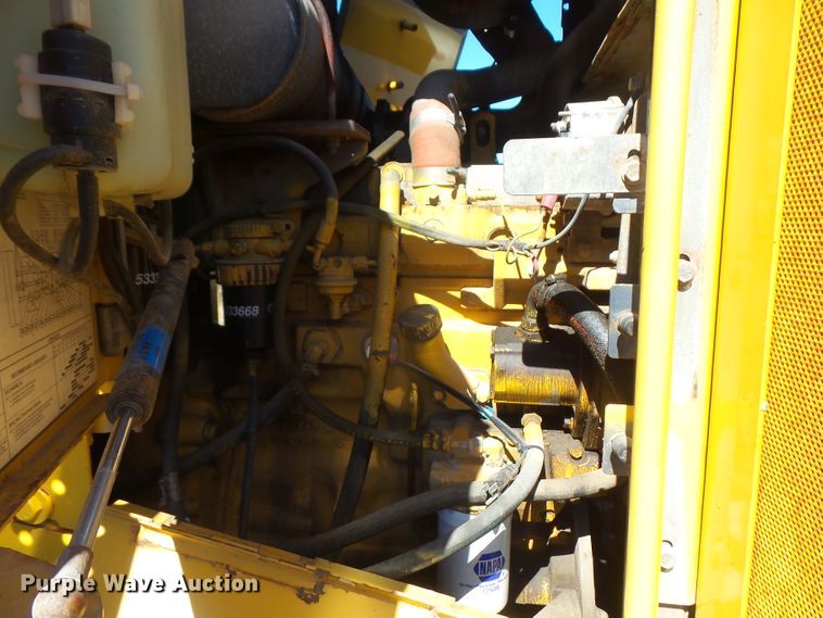 image for item DI2520 2005 John Deere 444J wheel loader