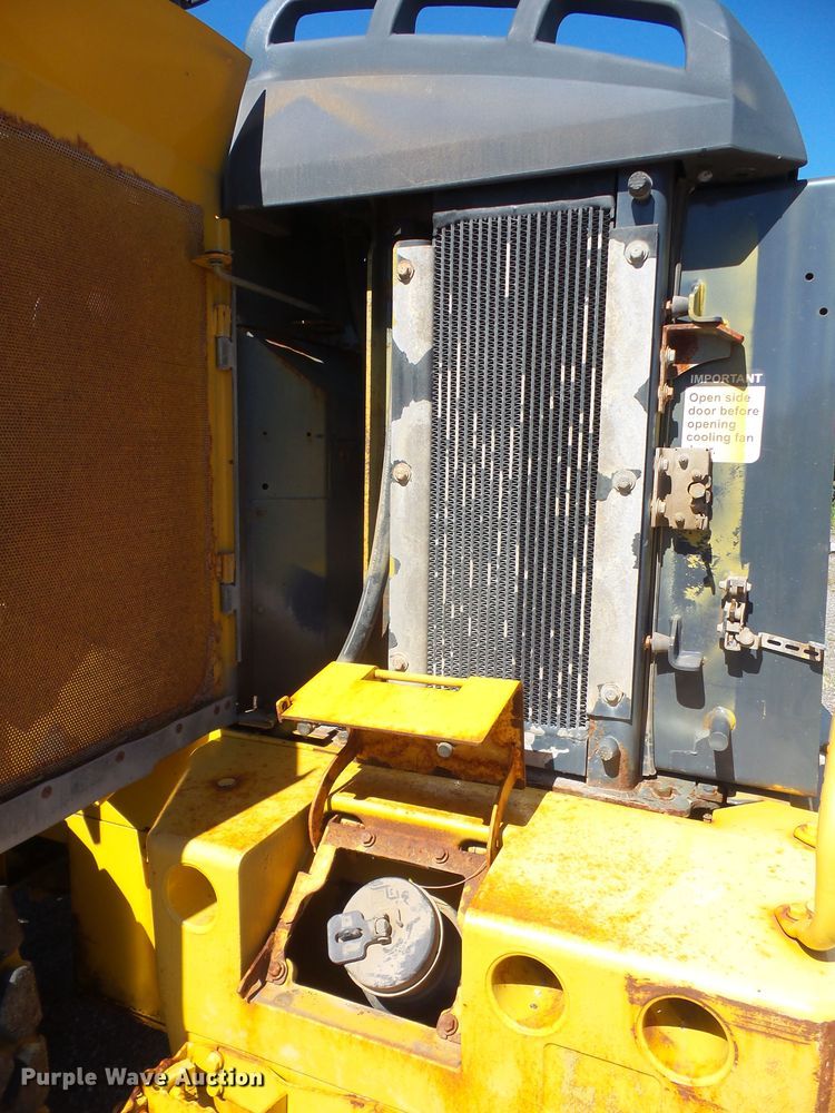 image for item DI2520 2005 John Deere 444J wheel loader