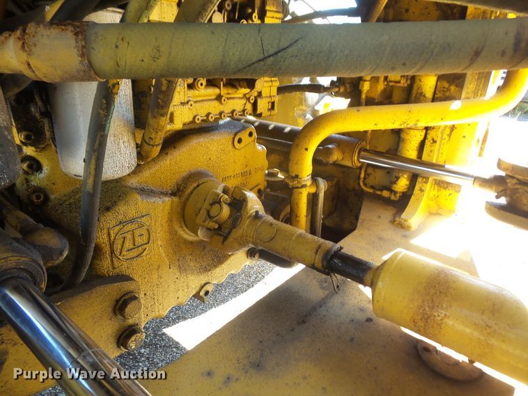 image for item DI2520 2005 John Deere 444J wheel loader