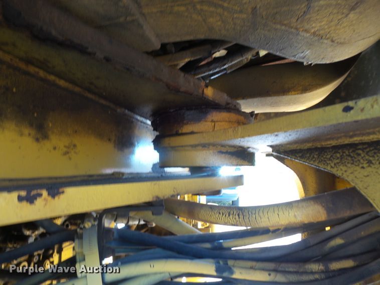 image for item DI2520 2005 John Deere 444J wheel loader