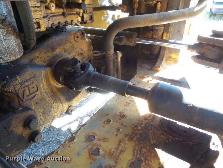 image for item DI2521 2005 John Deere 444J wheel loader