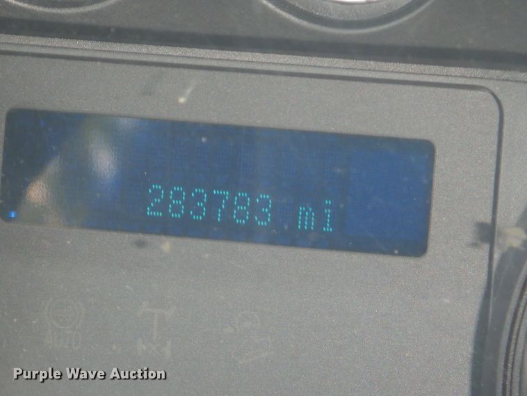 image for item FC9943 2011 Ford F250 Super Duty utility bed pickup truck