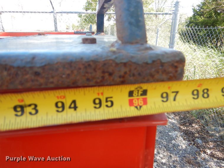 image for item FC9943 2011 Ford F250 Super Duty utility bed pickup truck