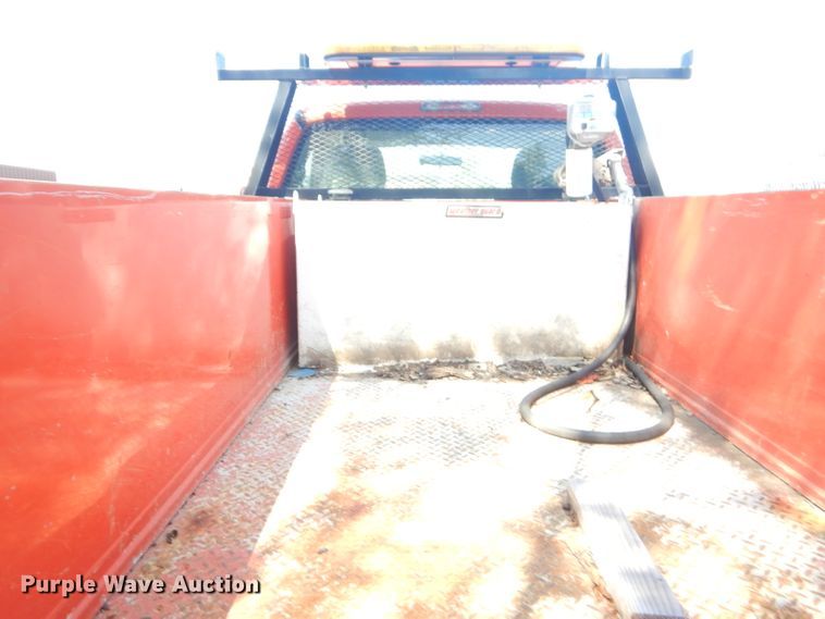 image for item FC9943 2011 Ford F250 Super Duty utility bed pickup truck