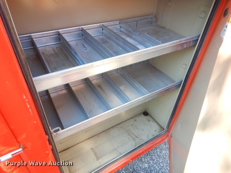 image for item FC9943 2011 Ford F250 Super Duty utility bed pickup truck