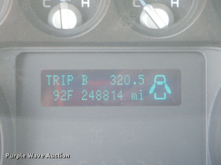 image for item FC9944 2011 Ford F250 Super Duty utility bed pickup truck