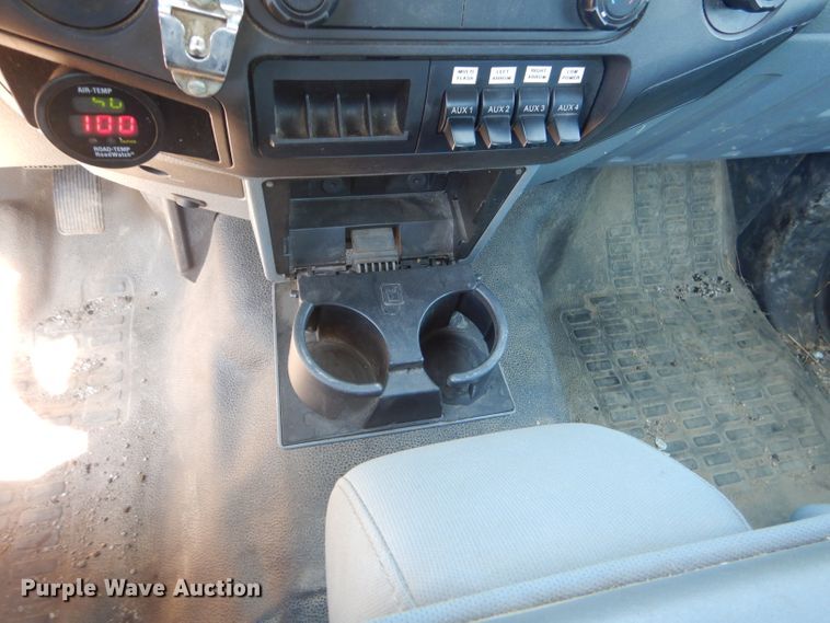 image for item FC9944 2011 Ford F250 Super Duty utility bed pickup truck