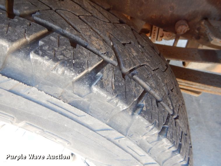 image for item FC9944 2011 Ford F250 Super Duty utility bed pickup truck