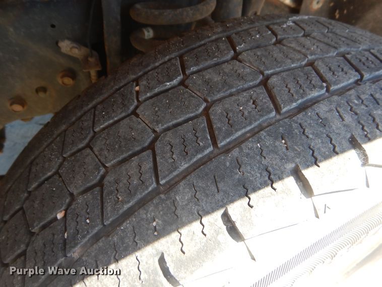 image for item FC9944 2011 Ford F250 Super Duty utility bed pickup truck