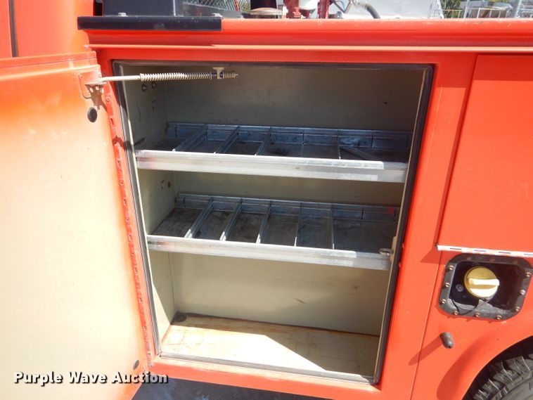 image for item FC9944 2011 Ford F250 Super Duty utility bed pickup truck