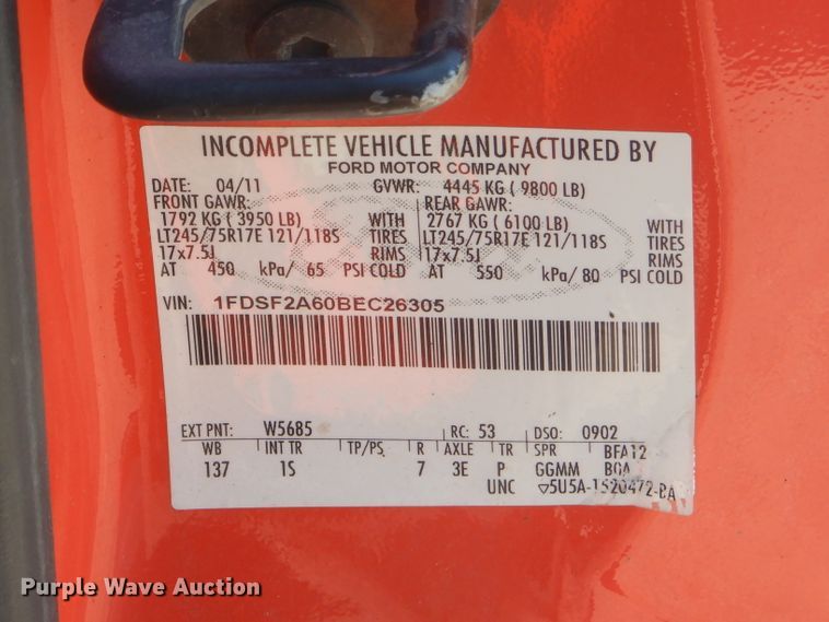 image for item FC9944 2011 Ford F250 Super Duty utility bed pickup truck