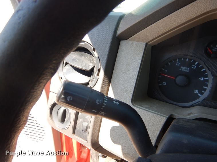 image for item FC9945 2008 Ford F250 Super Duty utility bed pickup truck