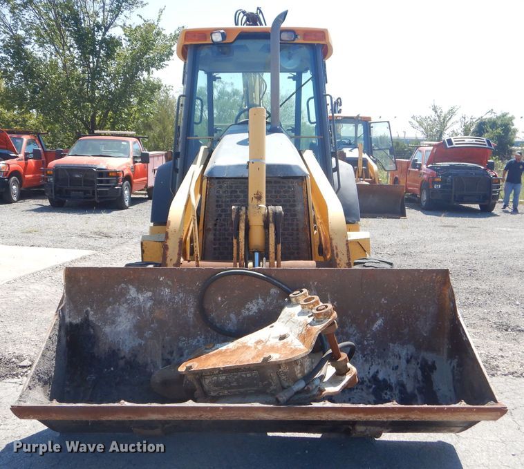 image for item FC9946 2003 John Deere 310G backhoe