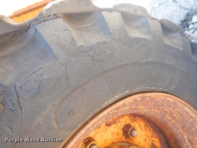 image for item FC9946 2003 John Deere 310G backhoe