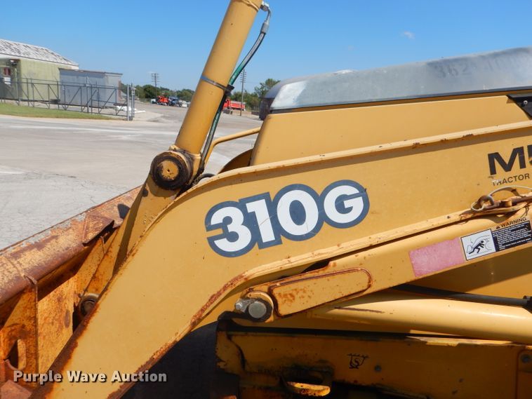 image for item FC9946 2003 John Deere 310G backhoe
