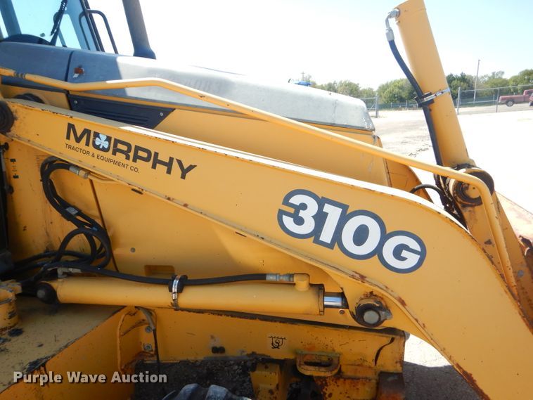 image for item FC9946 2003 John Deere 310G backhoe