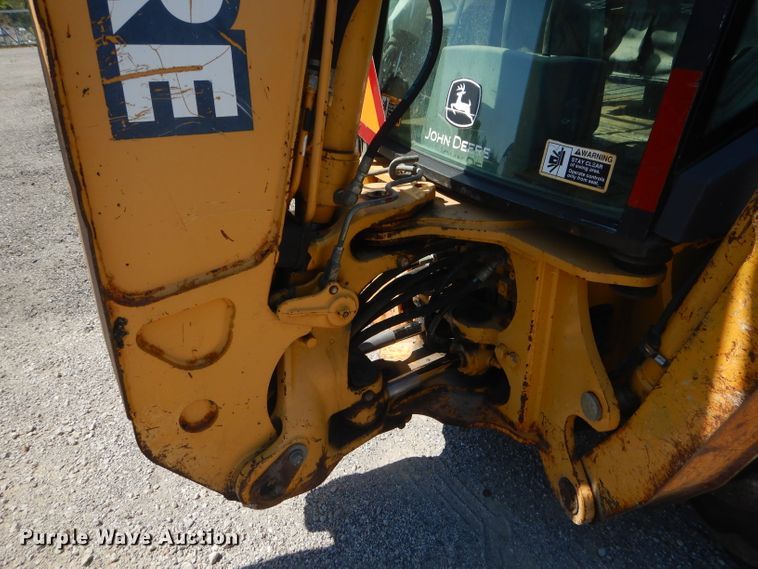 image for item FC9946 2003 John Deere 310G backhoe