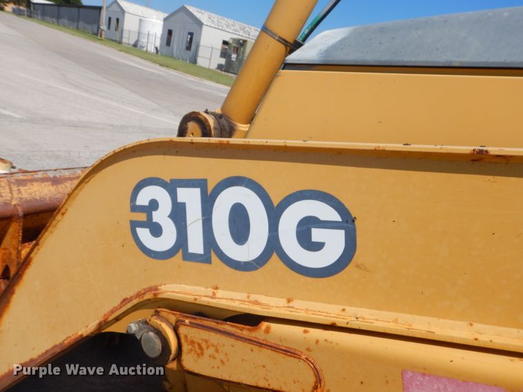 image for item FC9946 2003 John Deere 310G backhoe