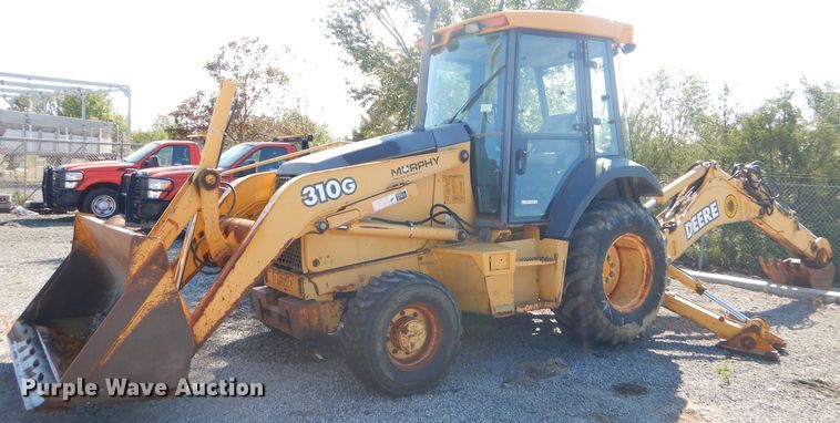 image for item FC9947 2003 John Deere 310G backhoe