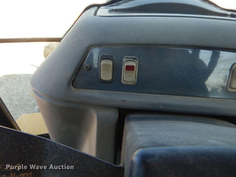 image for item FC9947 2003 John Deere 310G backhoe