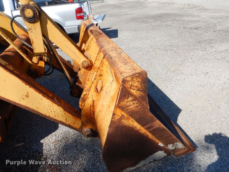 image for item FC9947 2003 John Deere 310G backhoe