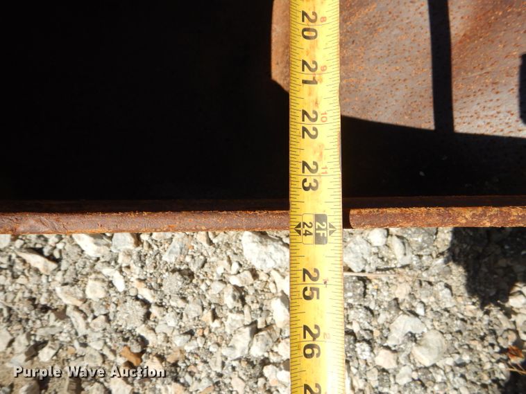 image for item FC9947 2003 John Deere 310G backhoe