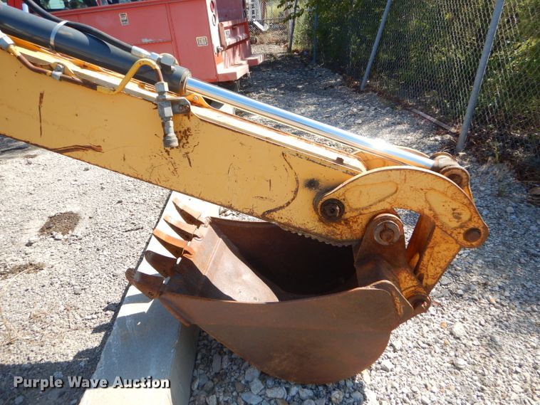 image for item FC9947 2003 John Deere 310G backhoe