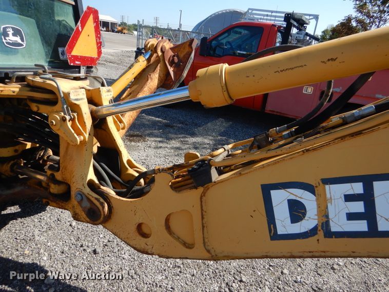 image for item FC9947 2003 John Deere 310G backhoe