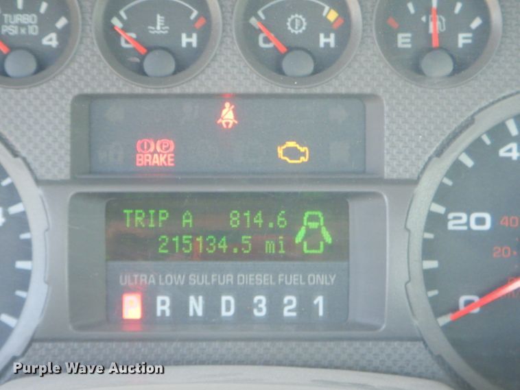 image for item FC9948 2008 Ford F250 Super Duty XL utility bed pickup truck