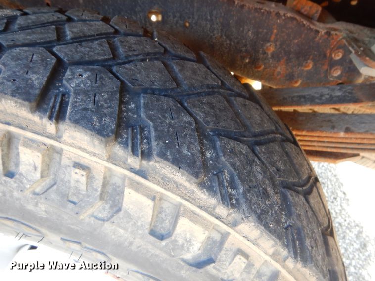 image for item FC9948 2008 Ford F250 Super Duty XL utility bed pickup truck