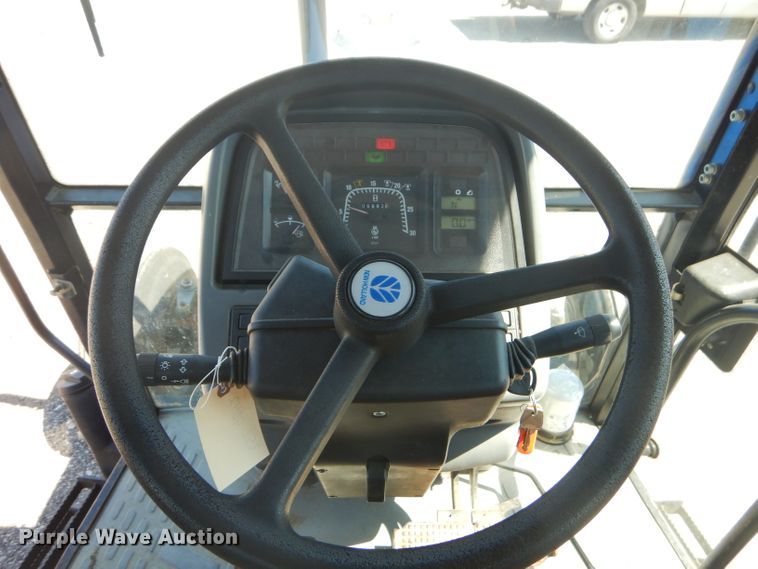 image for item FC9949 2002 New Holland TS100 tractor