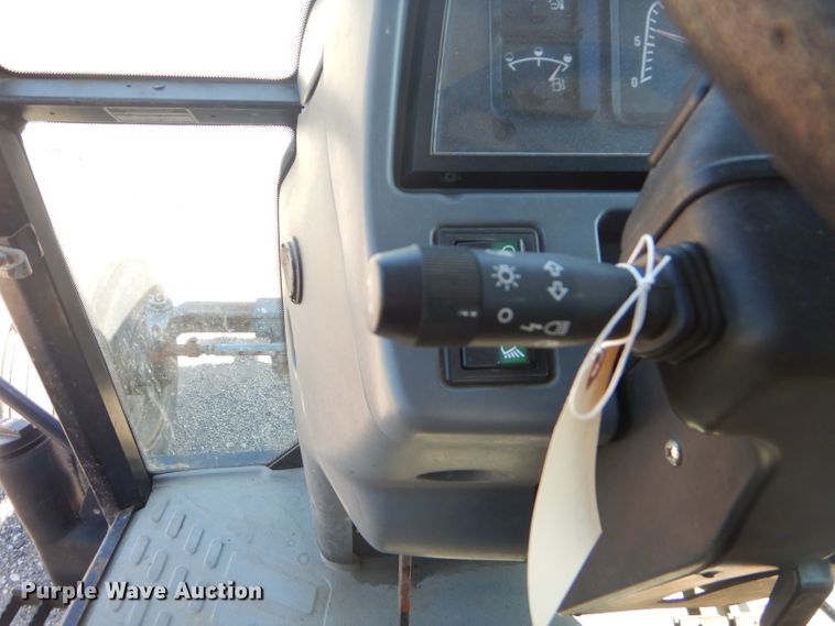 image for item FC9949 2002 New Holland TS100 tractor