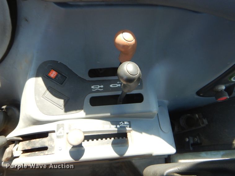 image for item FC9949 2002 New Holland TS100 tractor