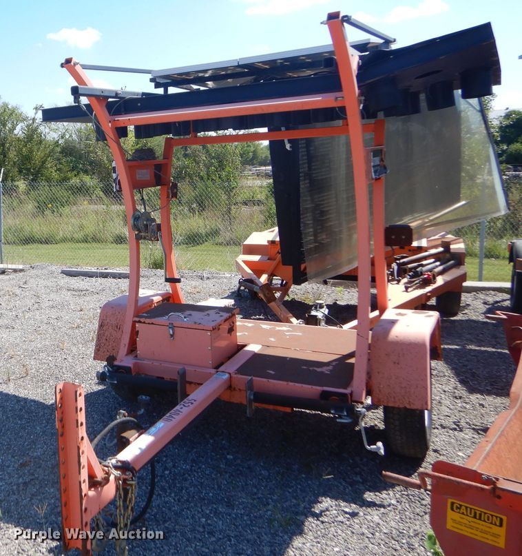 image for item FC9950 2010 National Signal Aero-Lite arrow board trailer