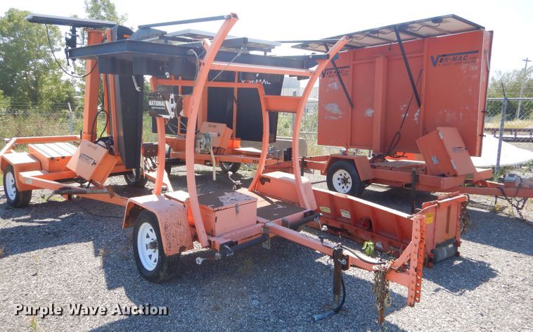 image for item FC9950 2010 National Signal Aero-Lite arrow board trailer