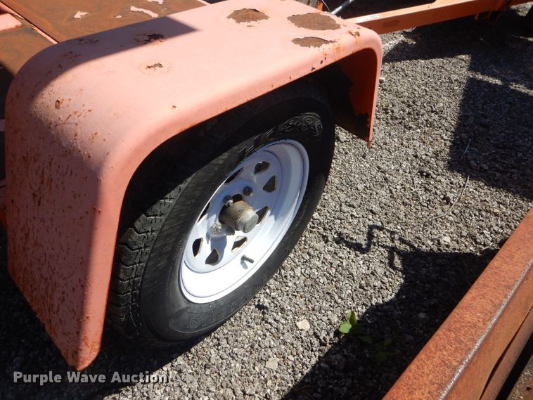 image for item FC9950 2010 National Signal Aero-Lite arrow board trailer