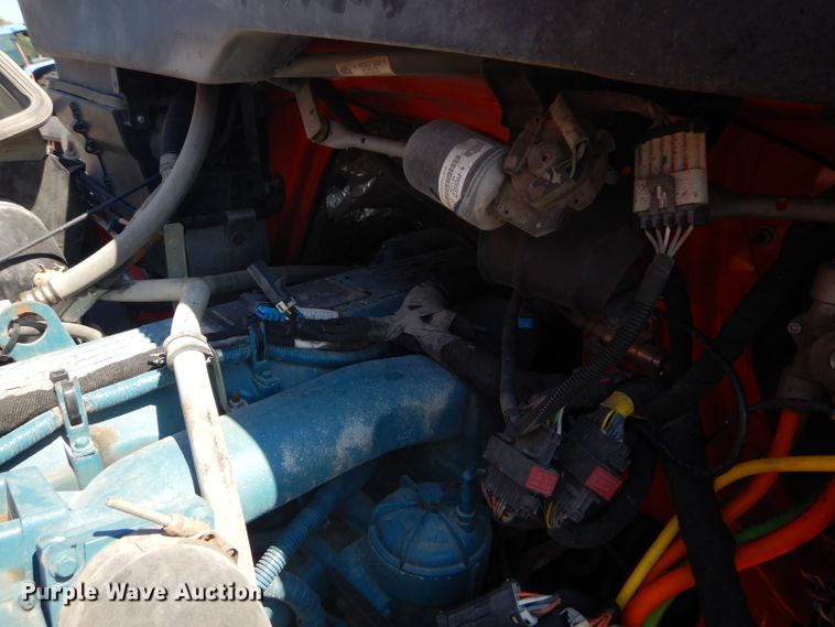 image for item FC9955 2006 International 7500 flatbed truck