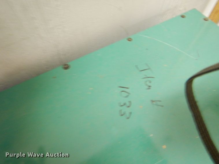 image for item FF9564 1998 Onan 20GGDB generator