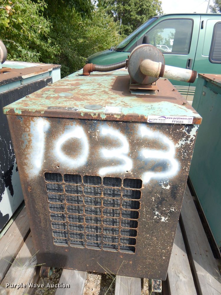 image for item FF9565 1998 Onan 20GGDB generator