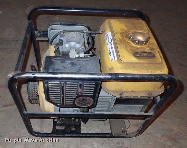 image for item FR9402 1996 Robin RGD2500 generator