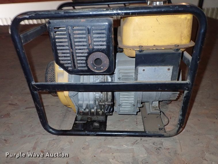 image for item FR9402 1996 Robin RGD2500 generator