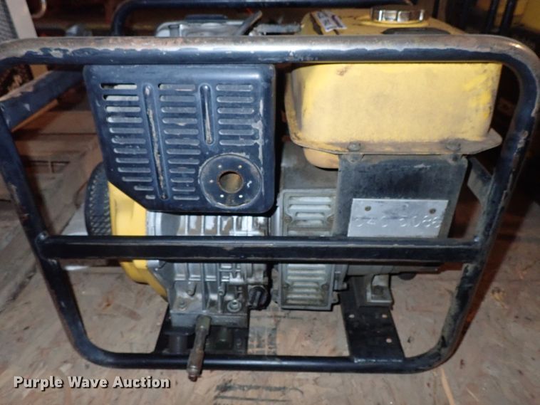 image for item FR9403 1996 Robin RGD2500 generator